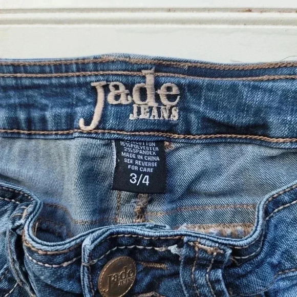 Jade Jeans Womens Size 3/4 Dark Wash Mid Rise Skinny Leg Jeans Embroidered 28x29 - Picture 5 of 8